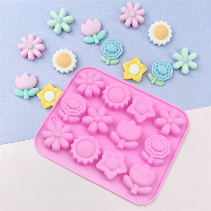 Bunny Cake Mold - ارتفع قالب من السيليكون زهرة يترك